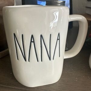 Rae Dunn mug